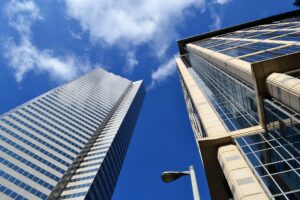 skyscraper-3196390_1920